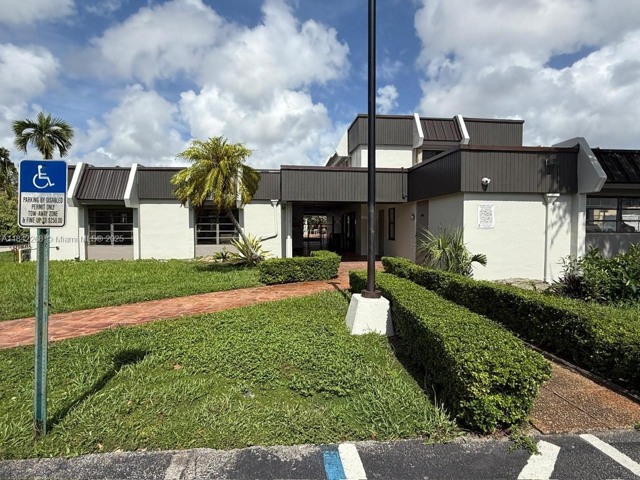 Property photo # 8