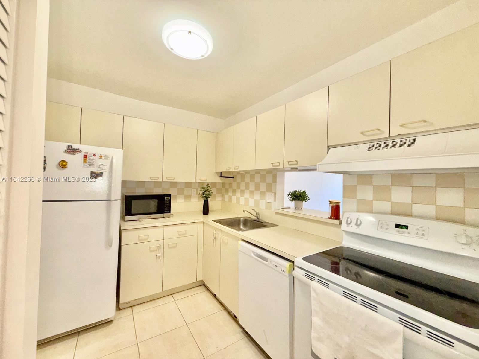 Property photo # 7