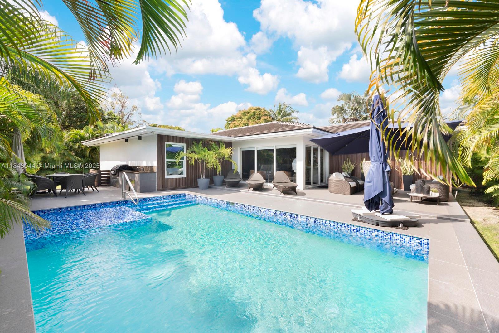 Property photo # 6