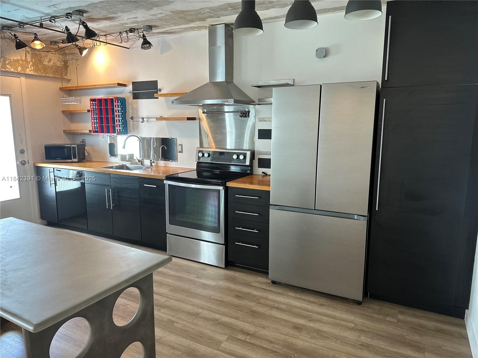 Property photo # 5