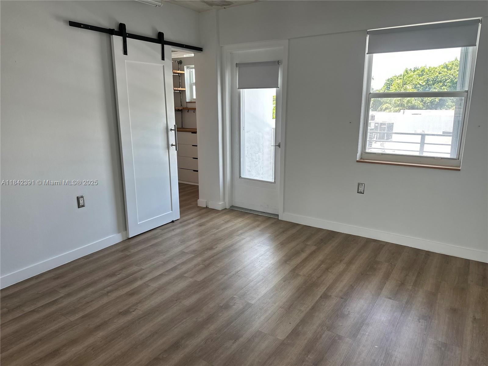 Property photo # 9