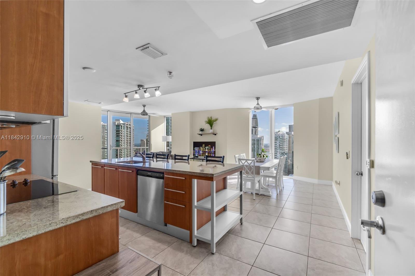 Property photo # 2