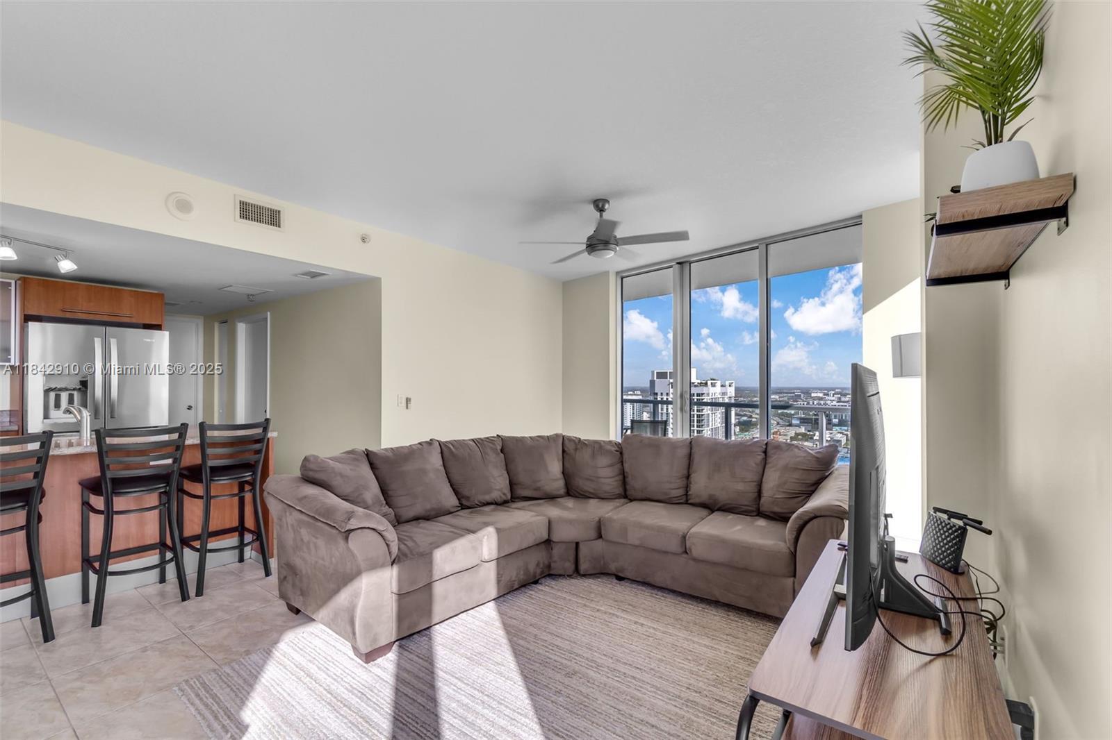 Property photo # 6