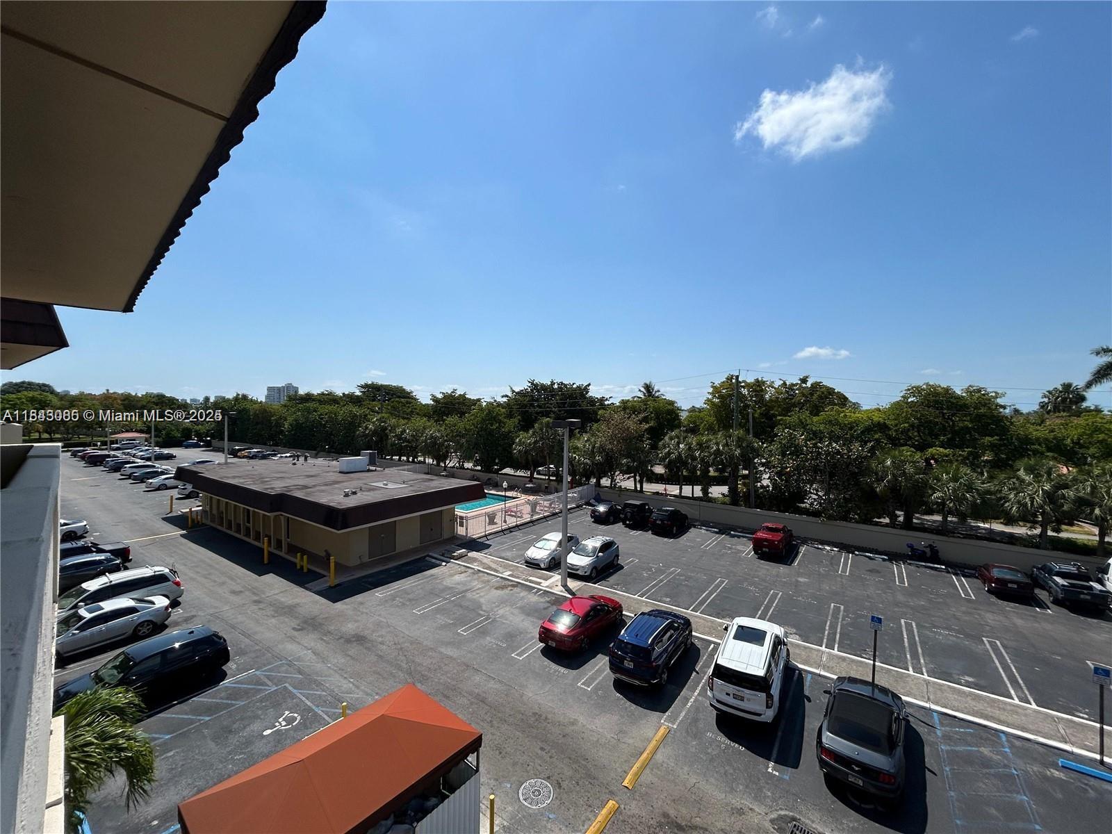 Property photo # 9