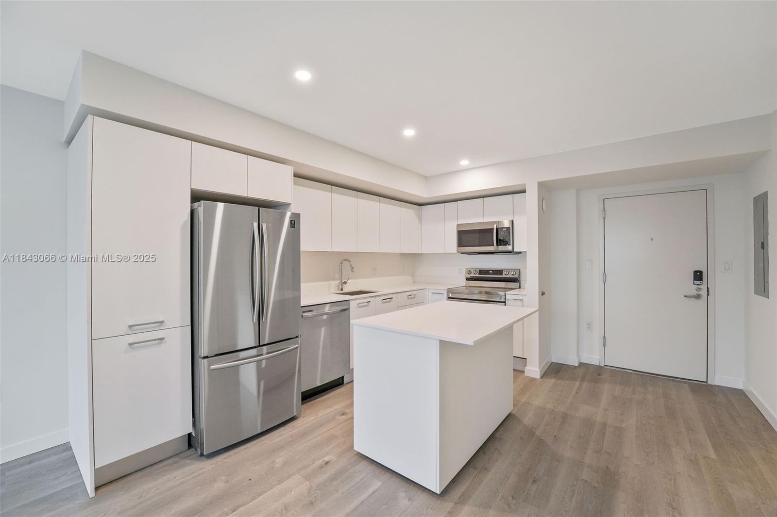 Property photo # 2