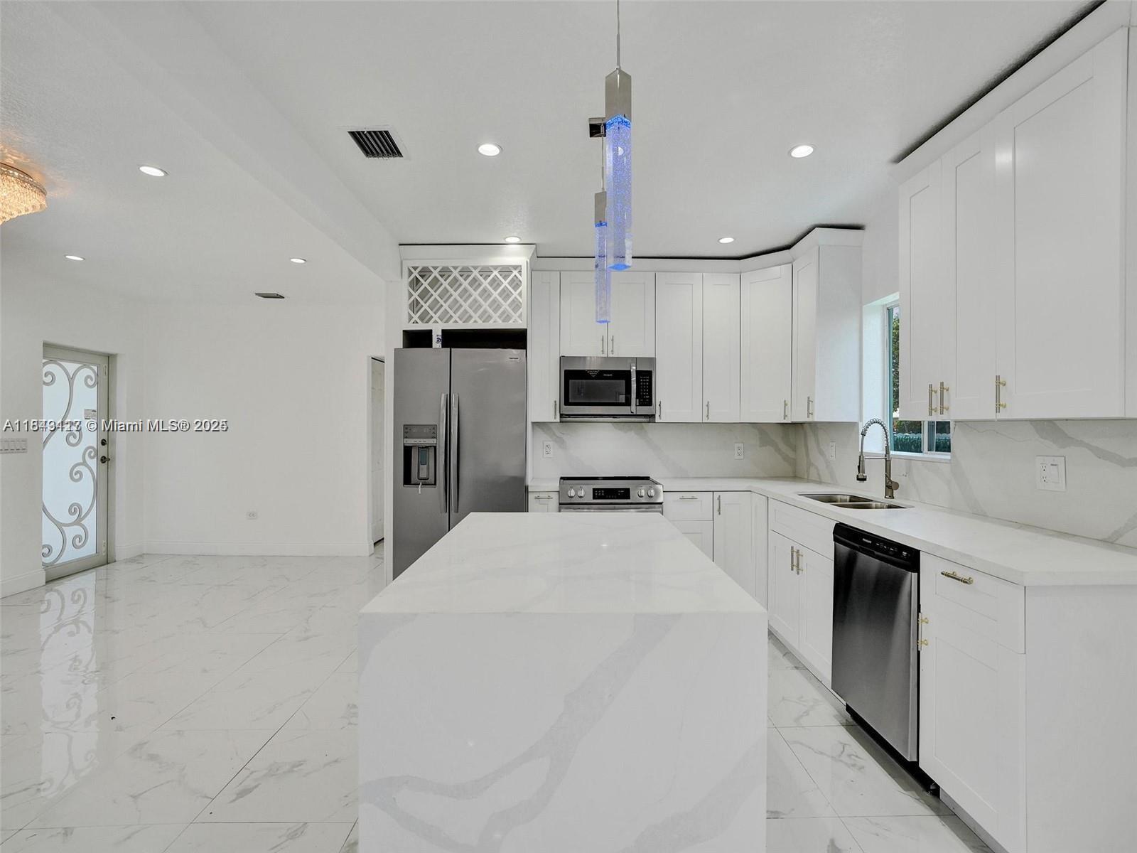 Property photo # 2