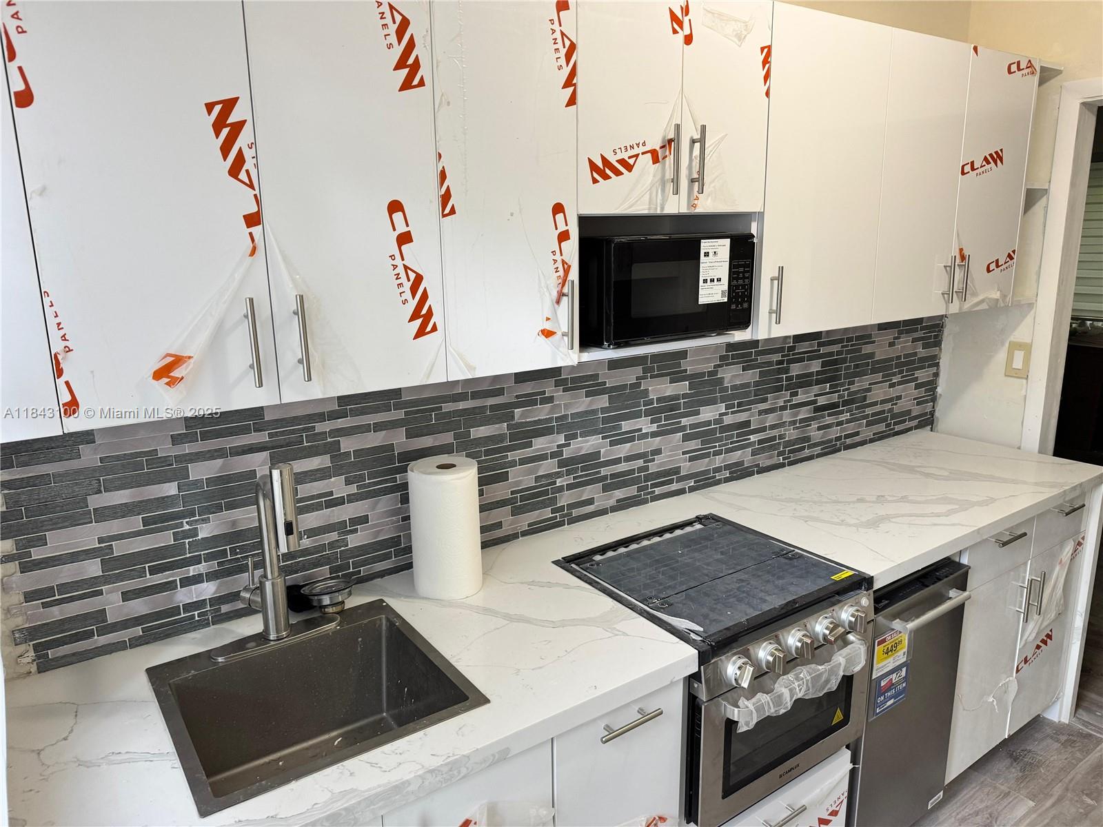Property photo # 0