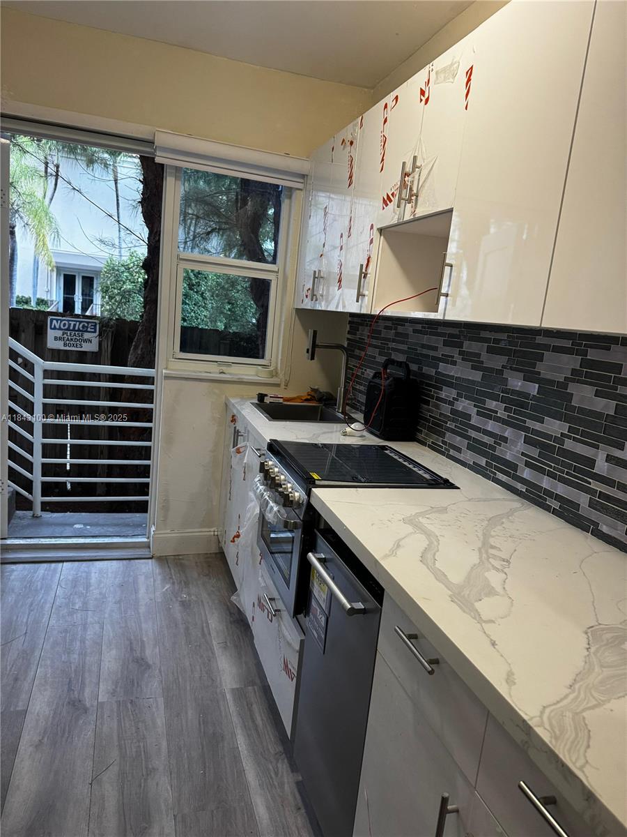 Property photo # 9
