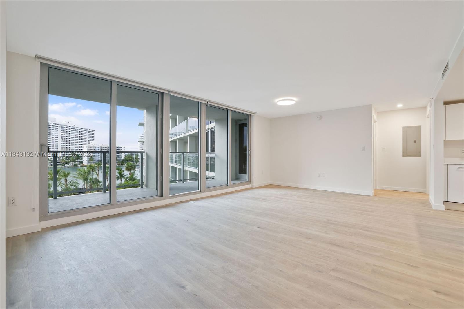 Property photo # 6