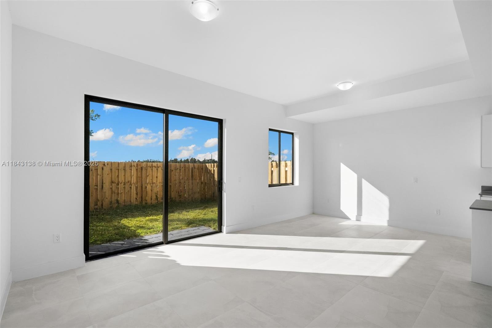 Property photo # 0