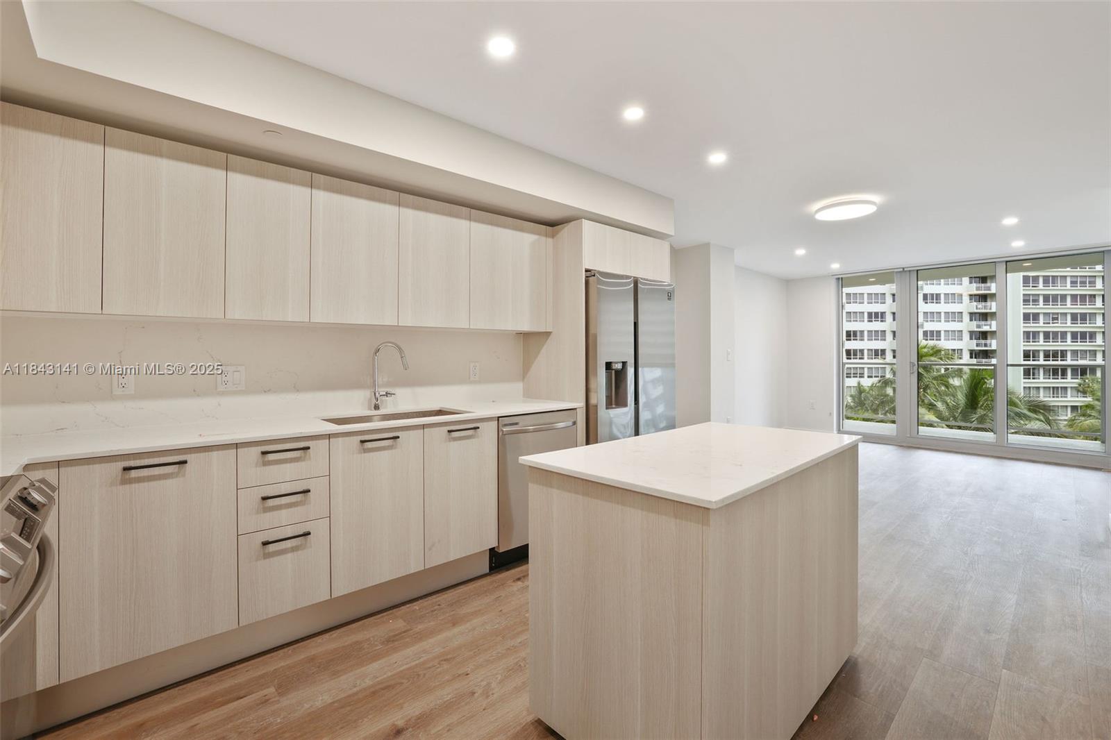 Property photo # 6
