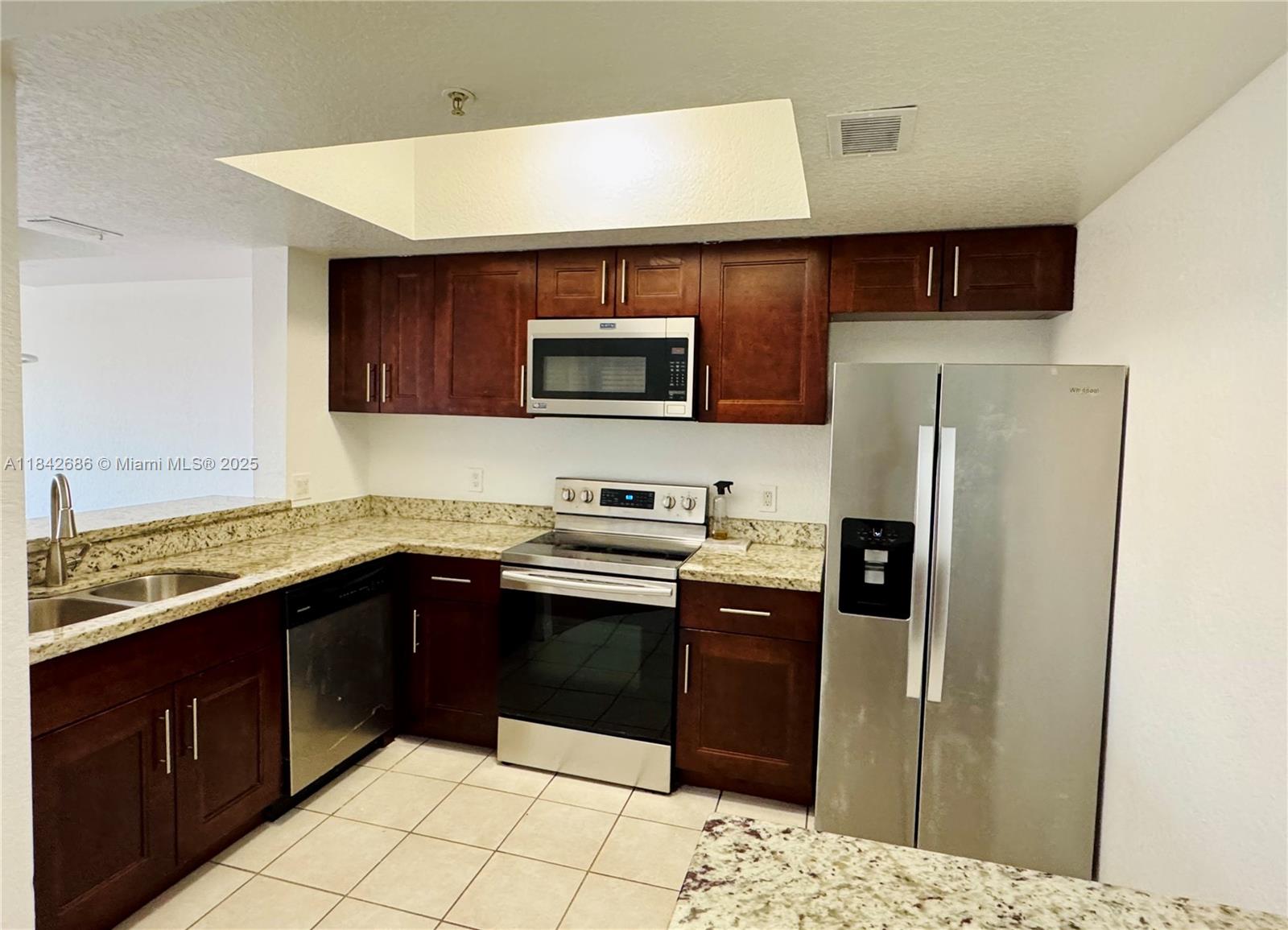 Property photo # 9