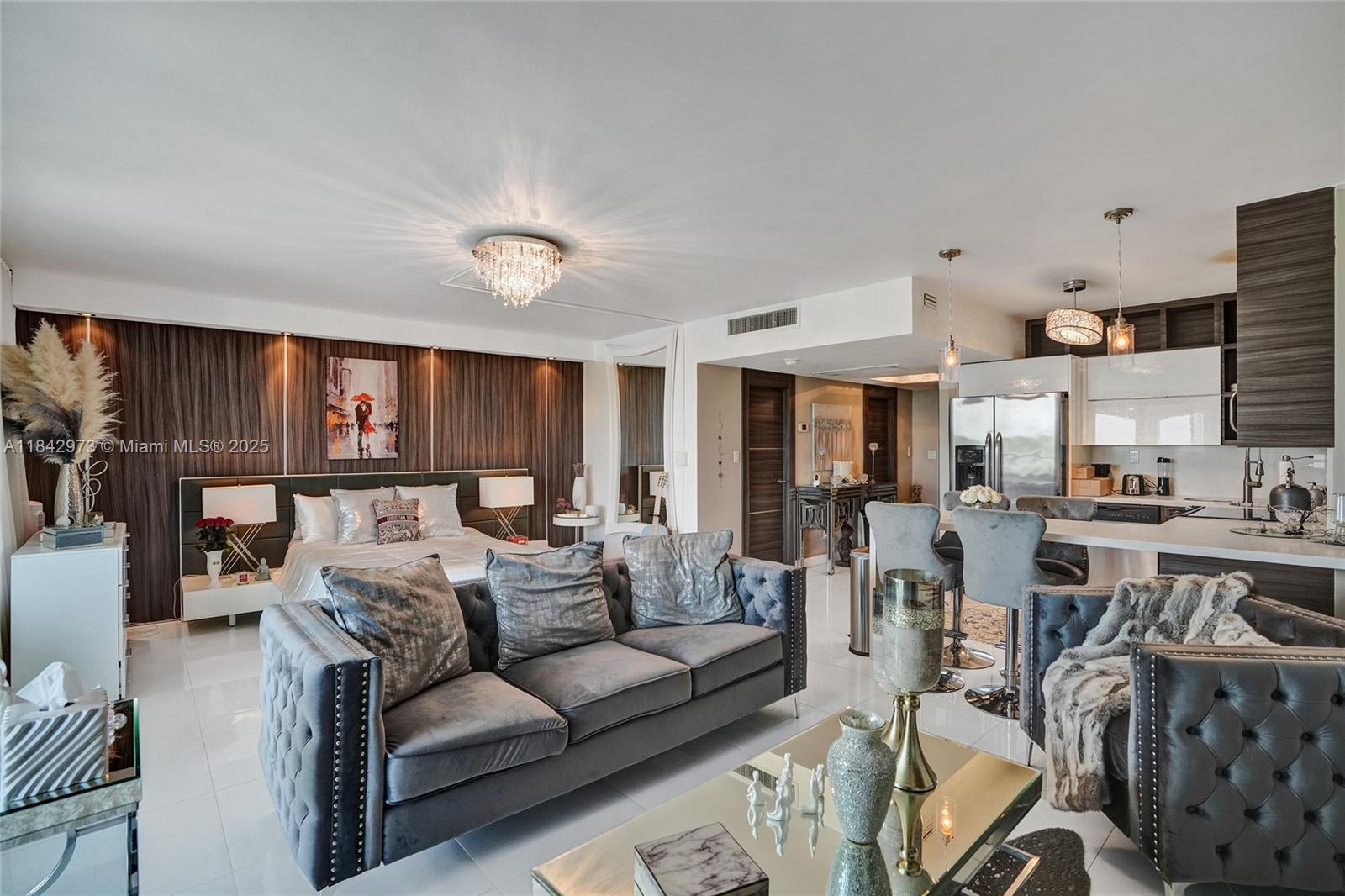 Property photo # 2