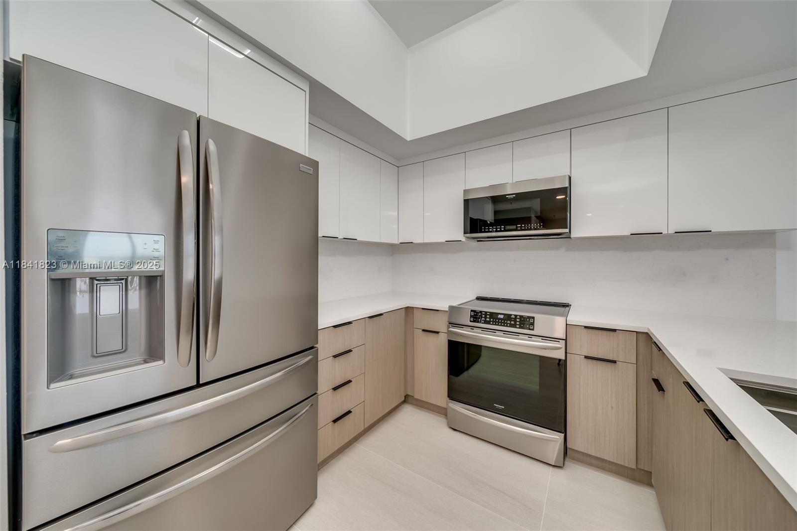 Property photo # 8