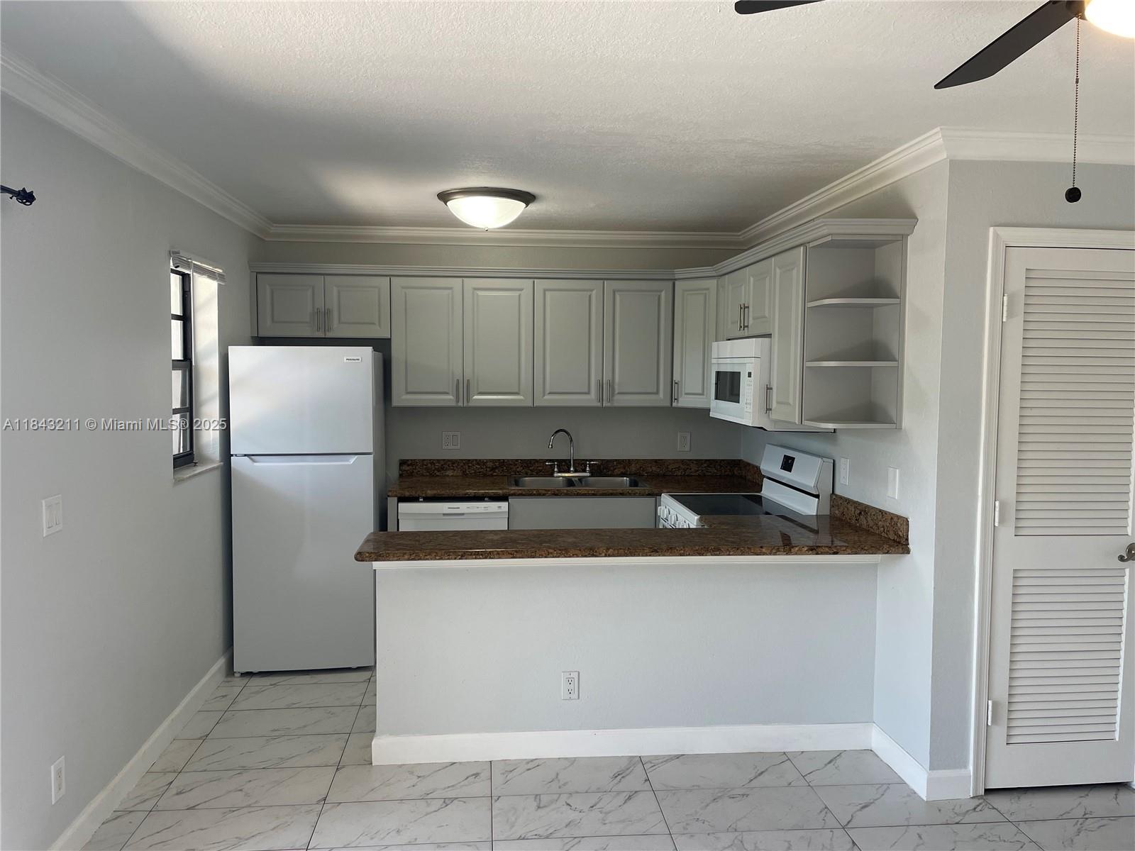 Property photo # 6