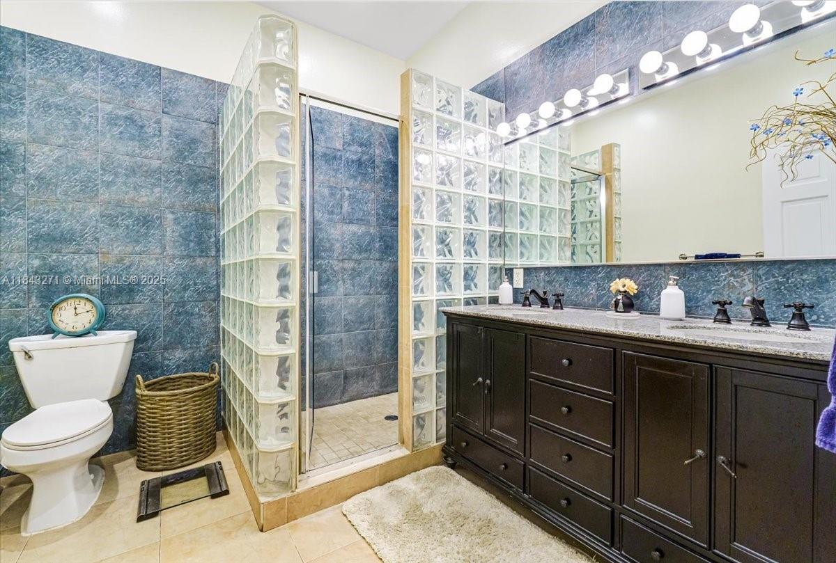 Property photo # 8