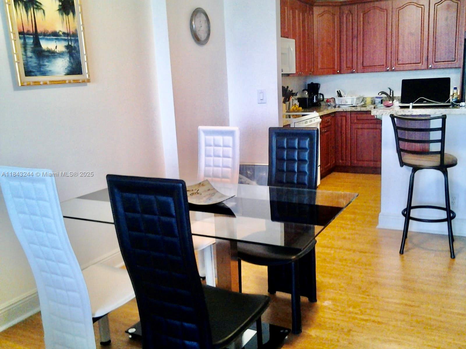 Property photo # 9