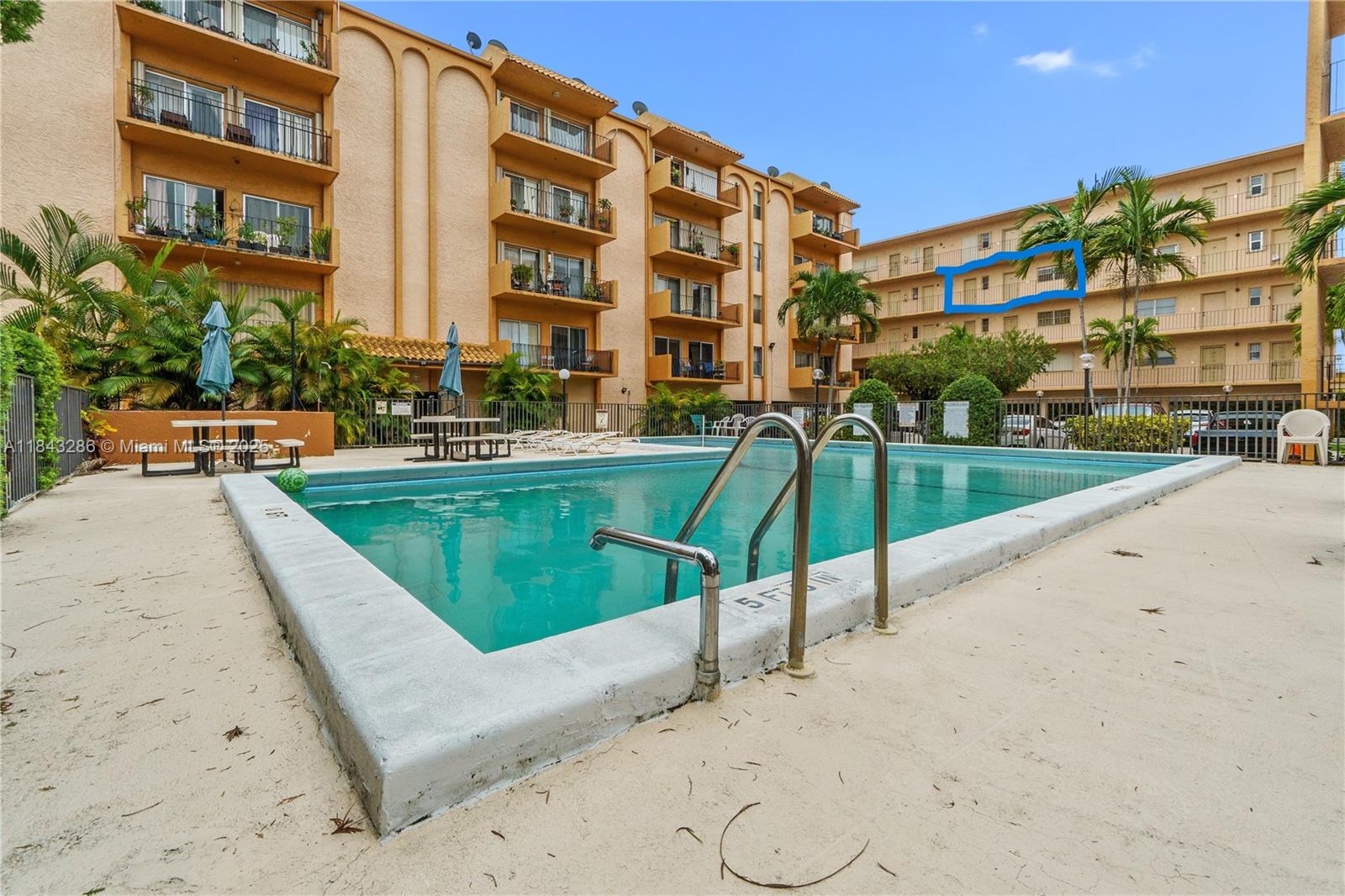 Property photo # 4
