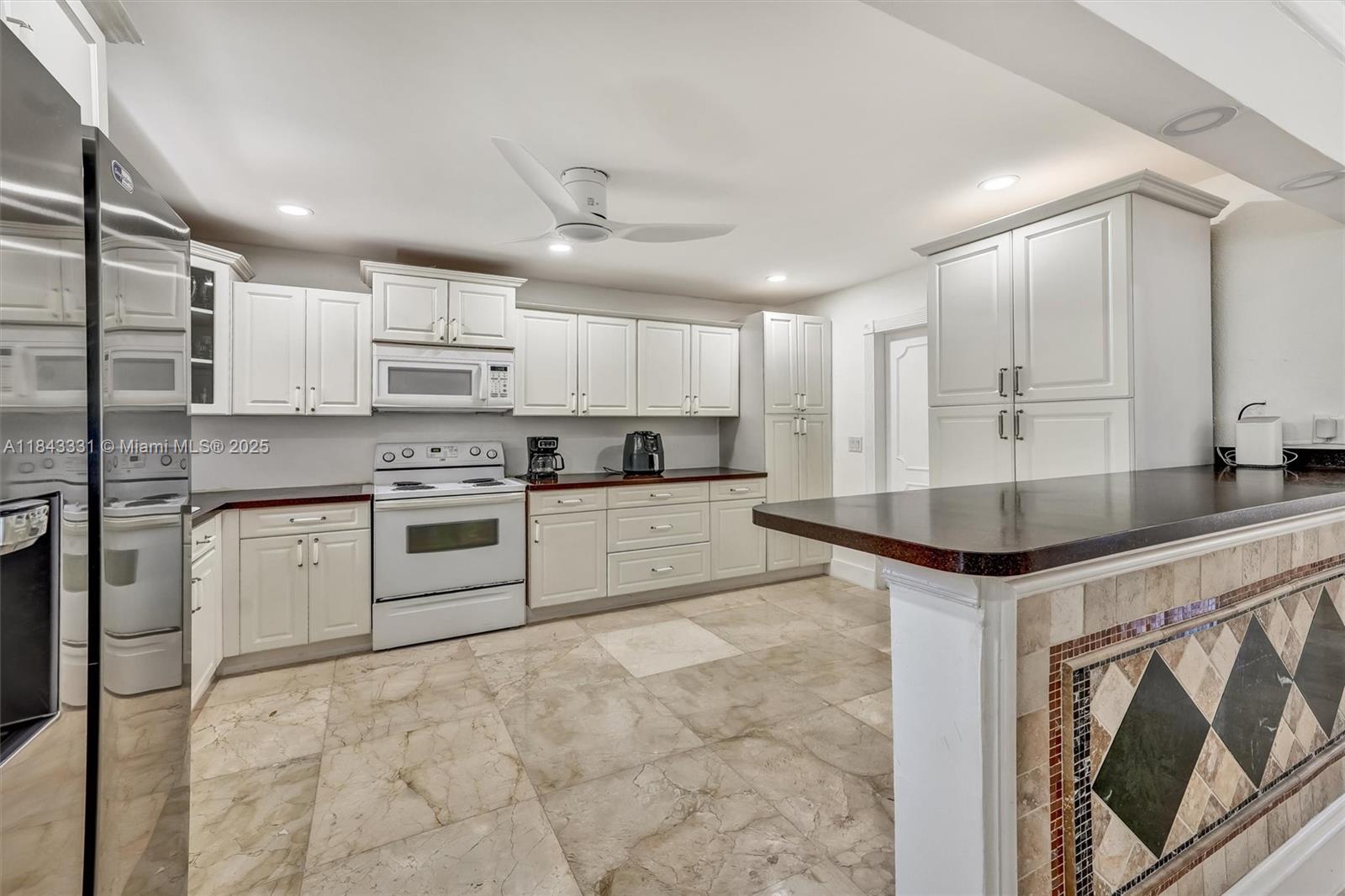 Property photo # 3