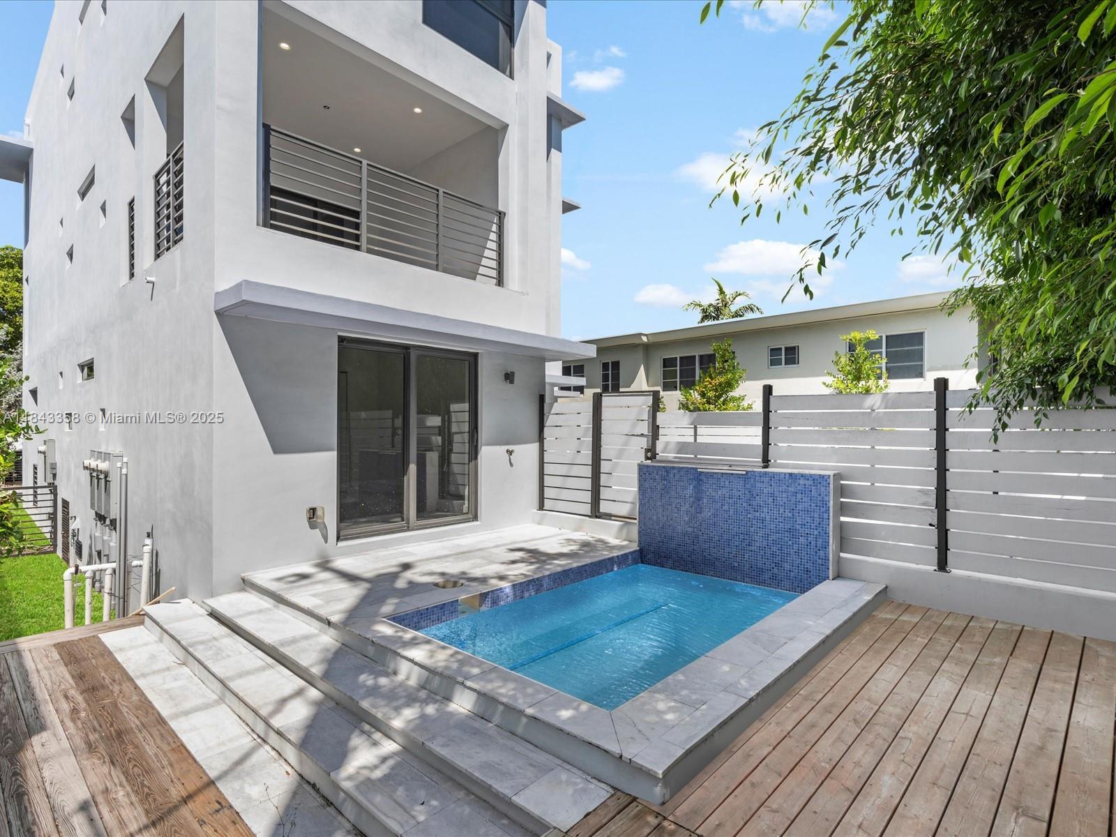Property photo # 9