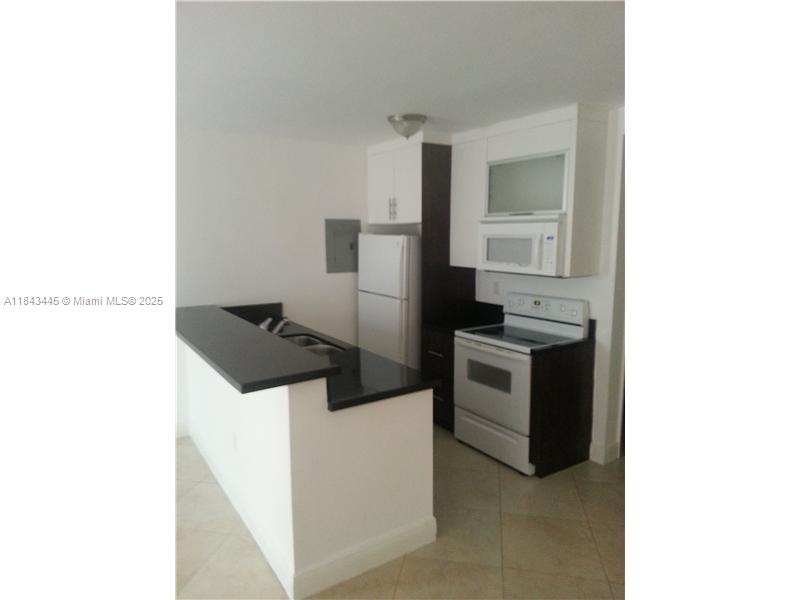Property photo # 0