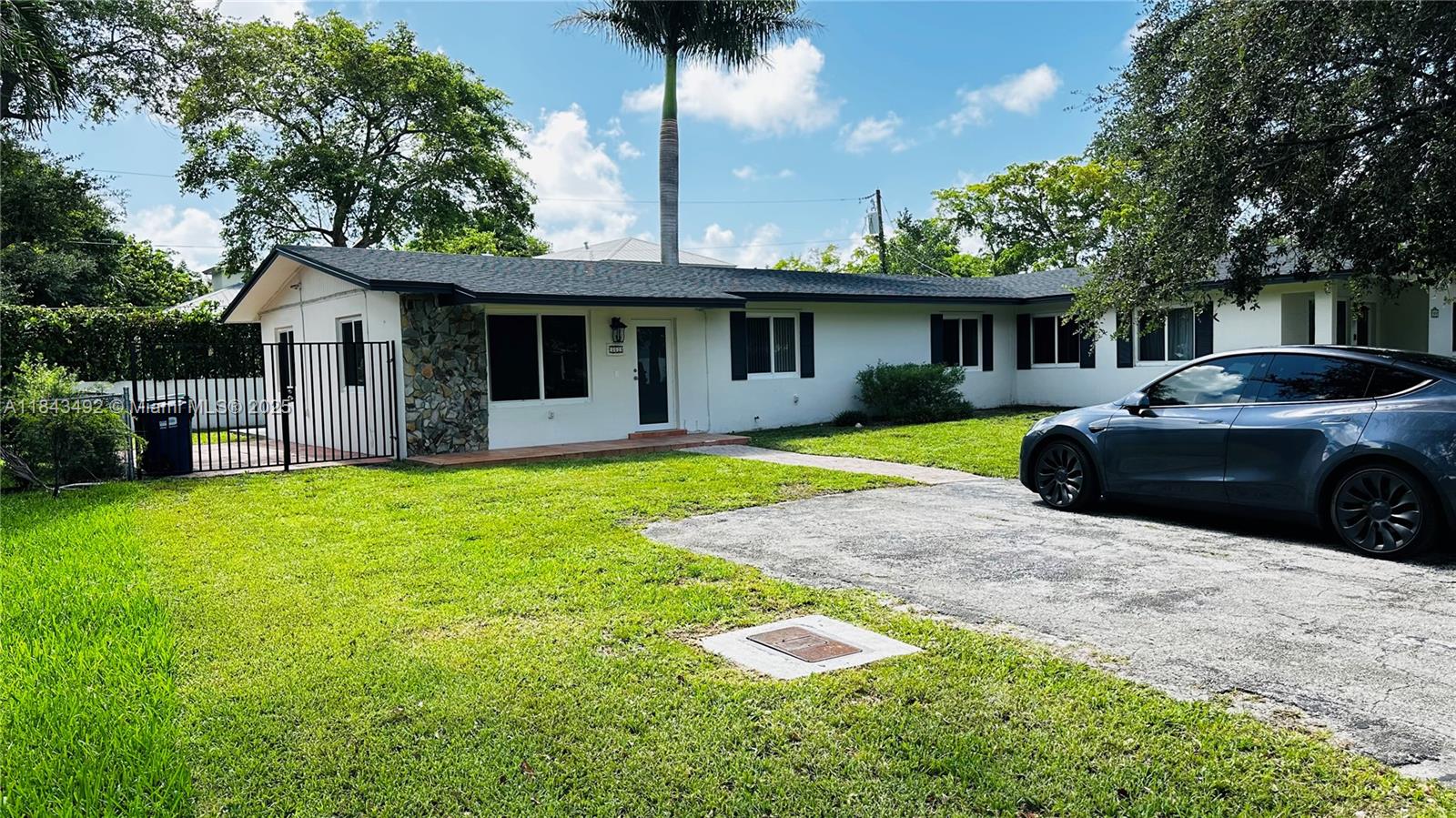 Property photo # 4