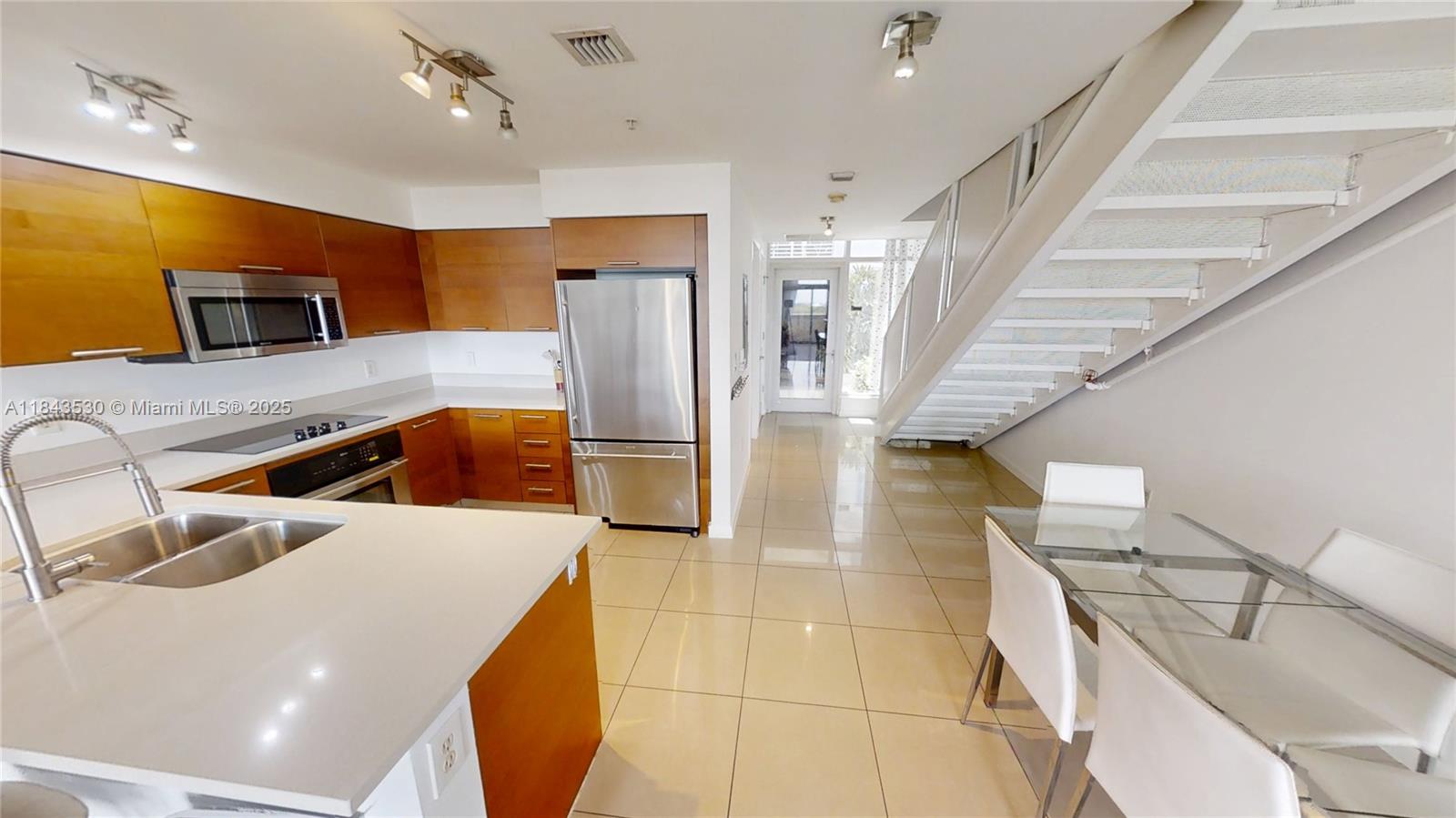 Property photo # 2