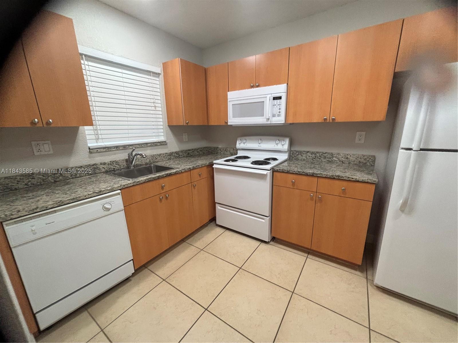 Property photo # 9