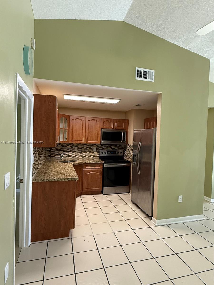 Property photo # 7