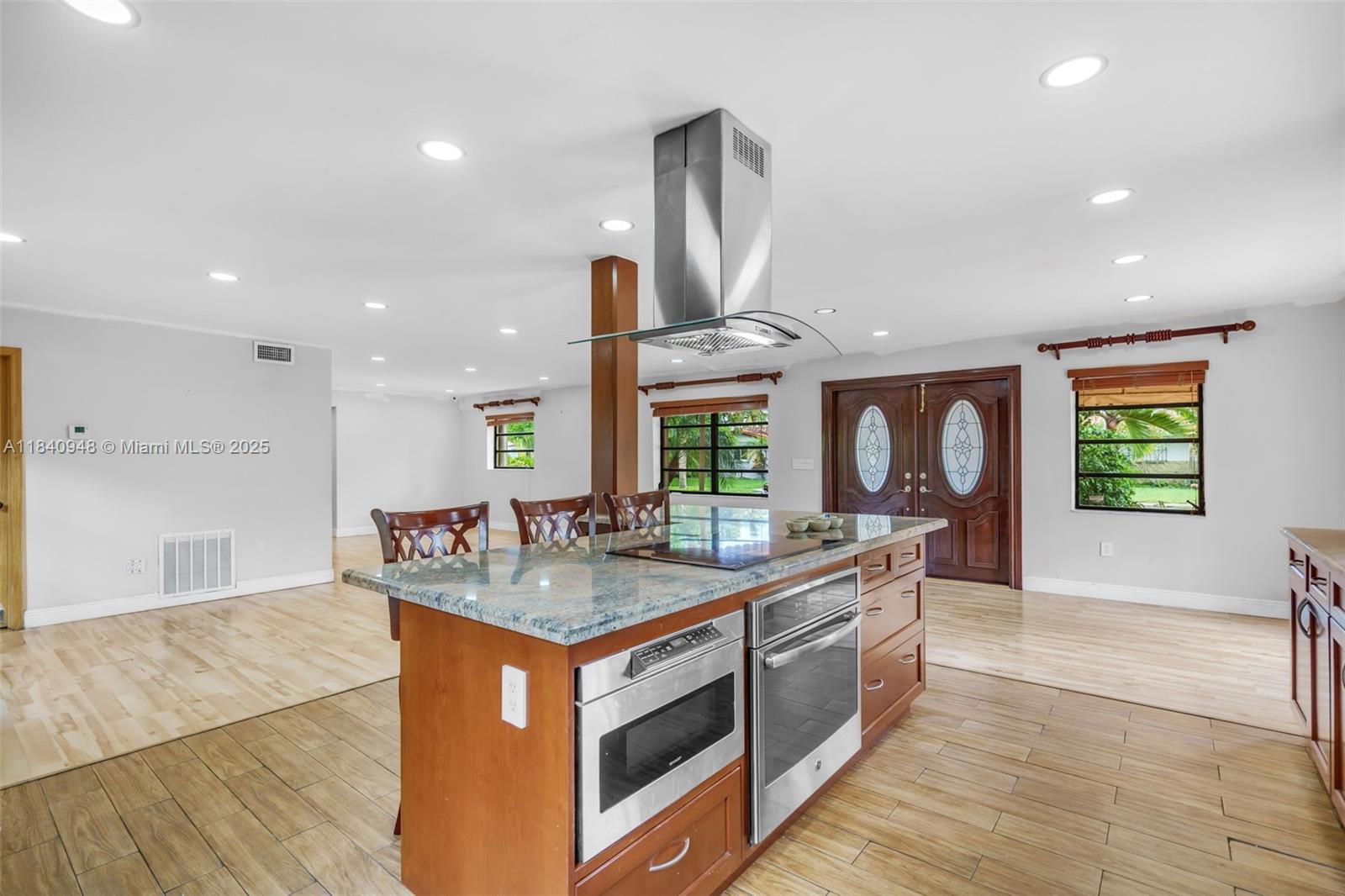 Property photo # 2
