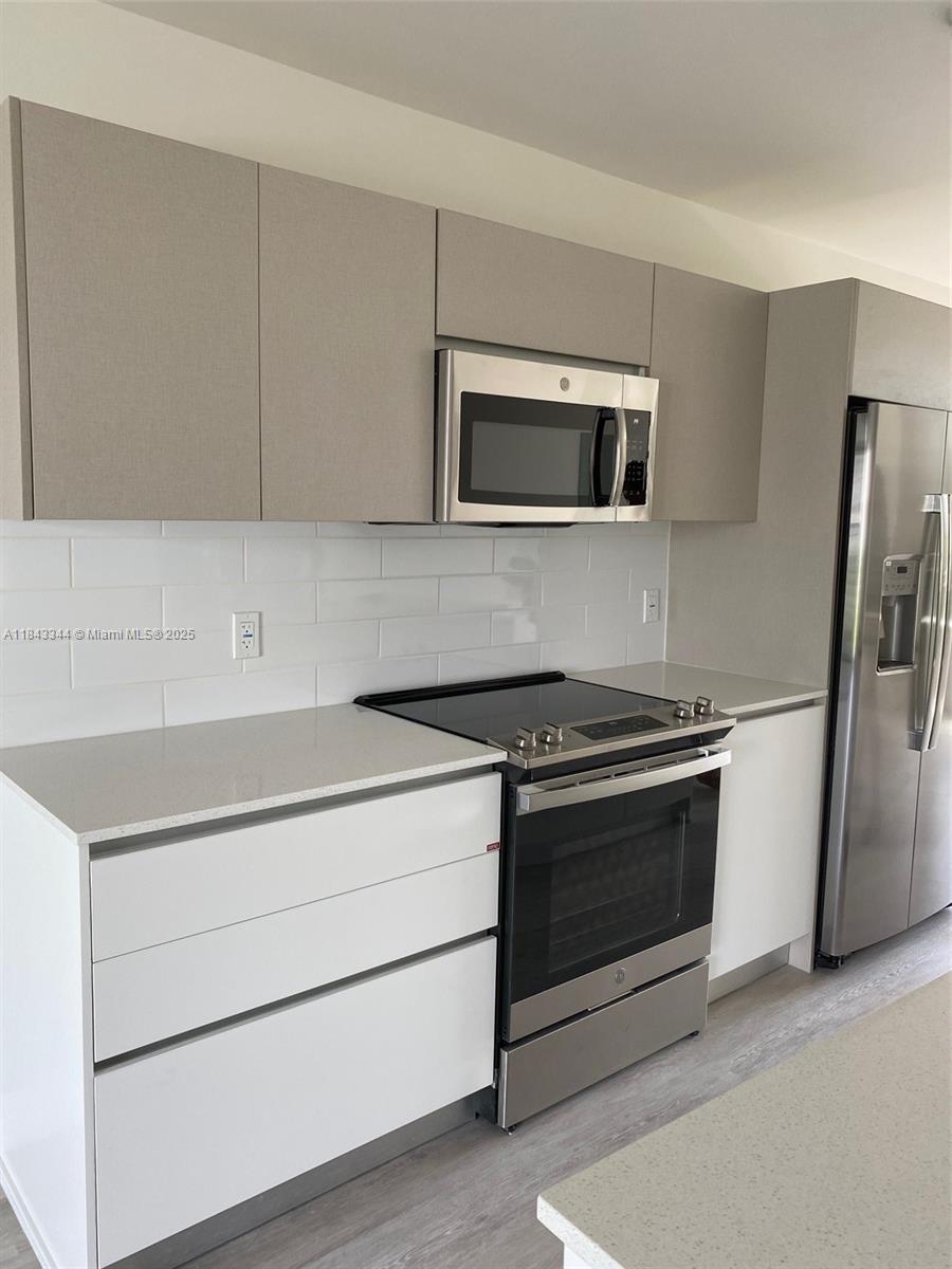 Property photo # 8