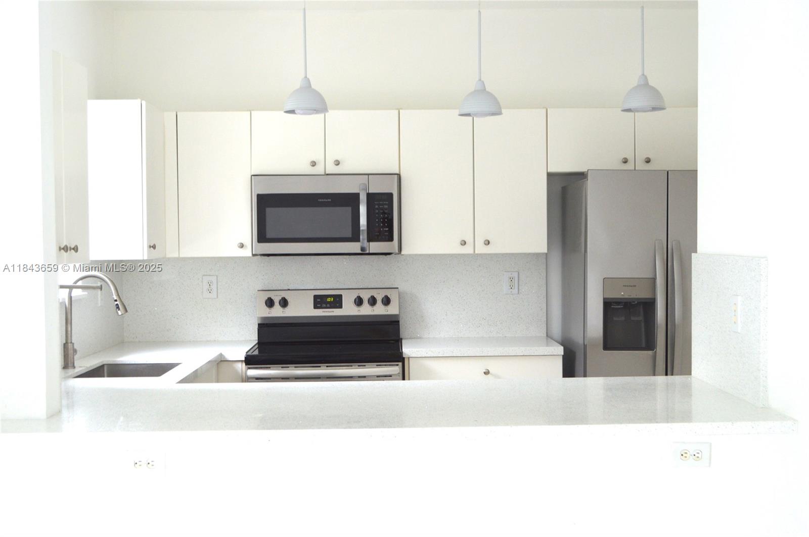 Property photo # 4