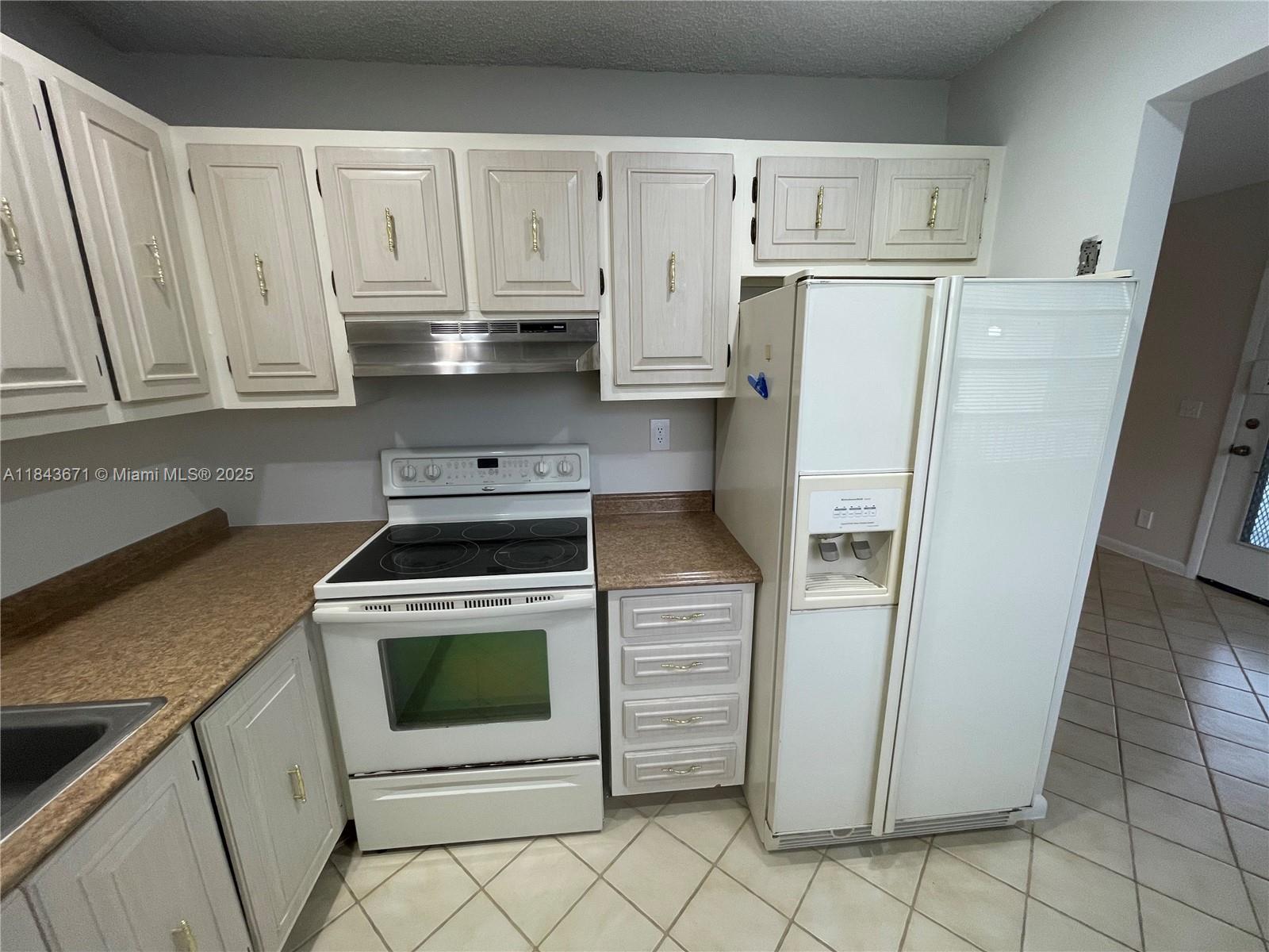 Property photo # 4
