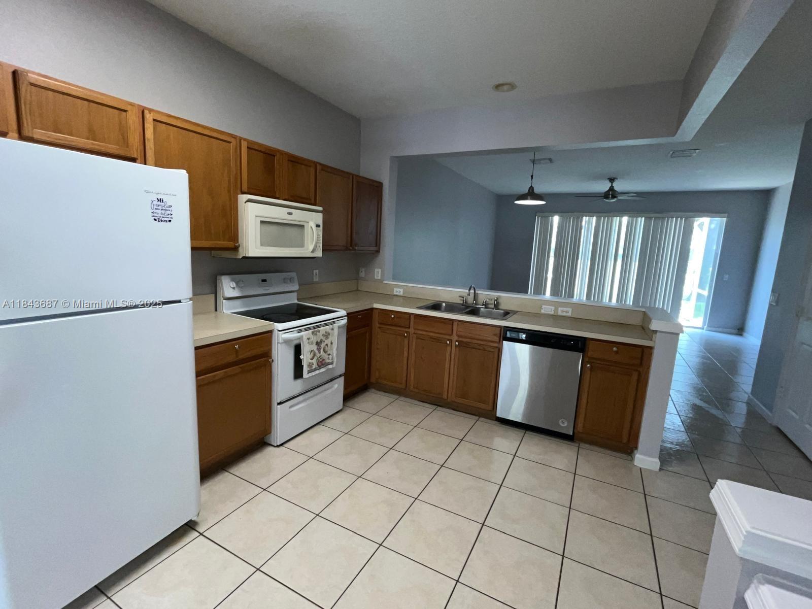 Property photo # 4