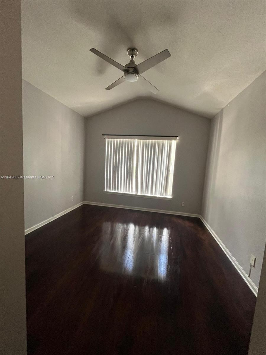 Property photo # 9