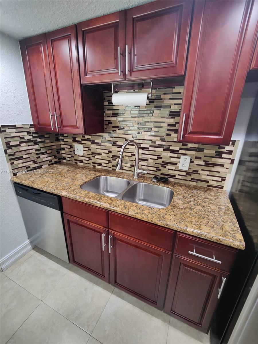 Property photo # 6