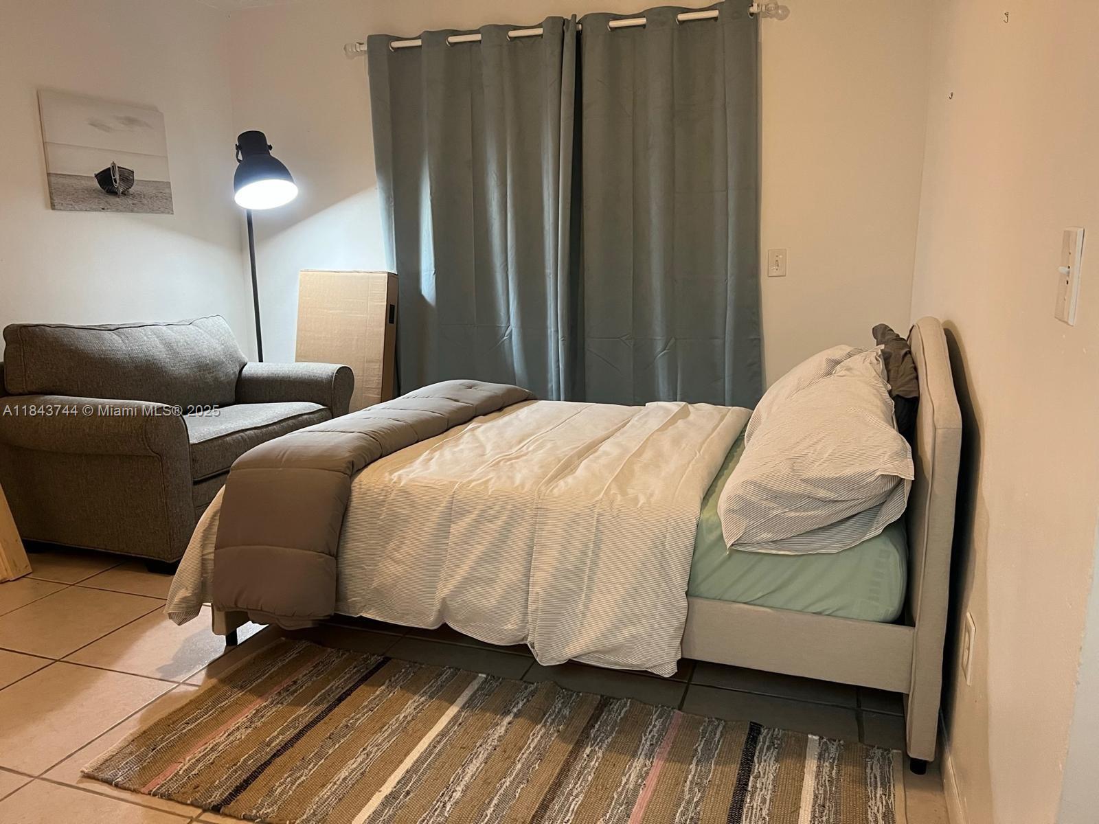 Property photo # 9
