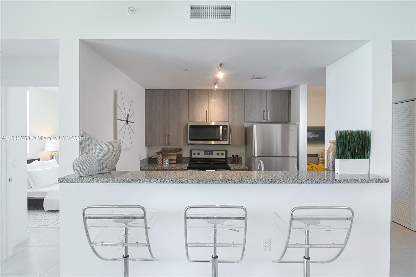 Property photo # 8