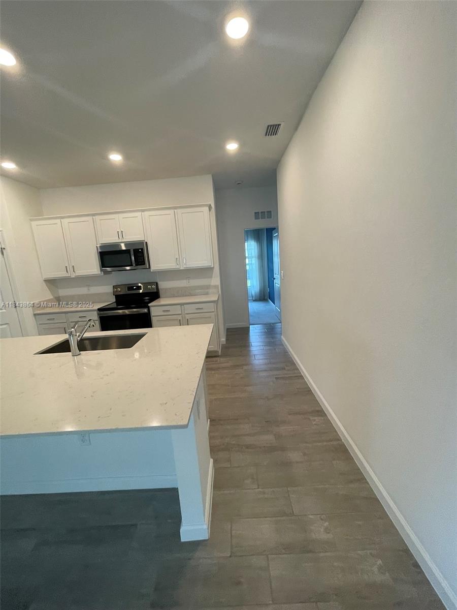 Property photo # 6