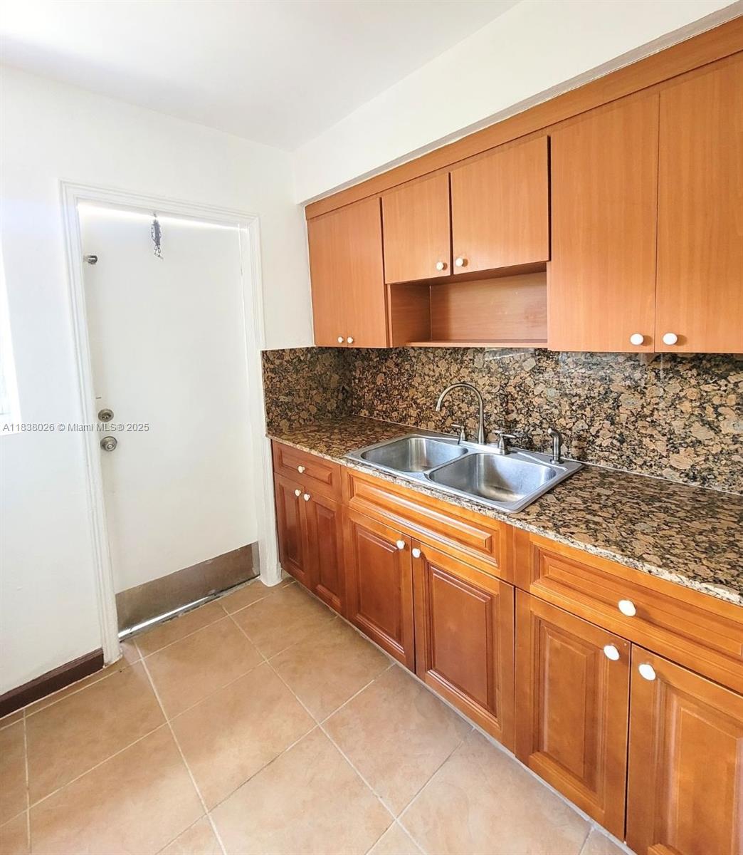 Property photo # 8