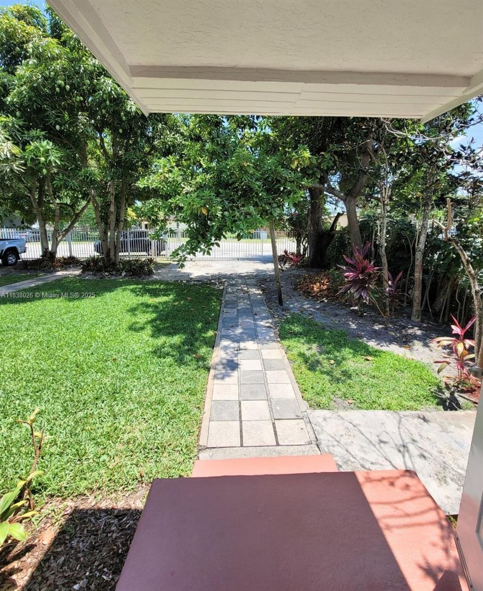 Property photo # 9