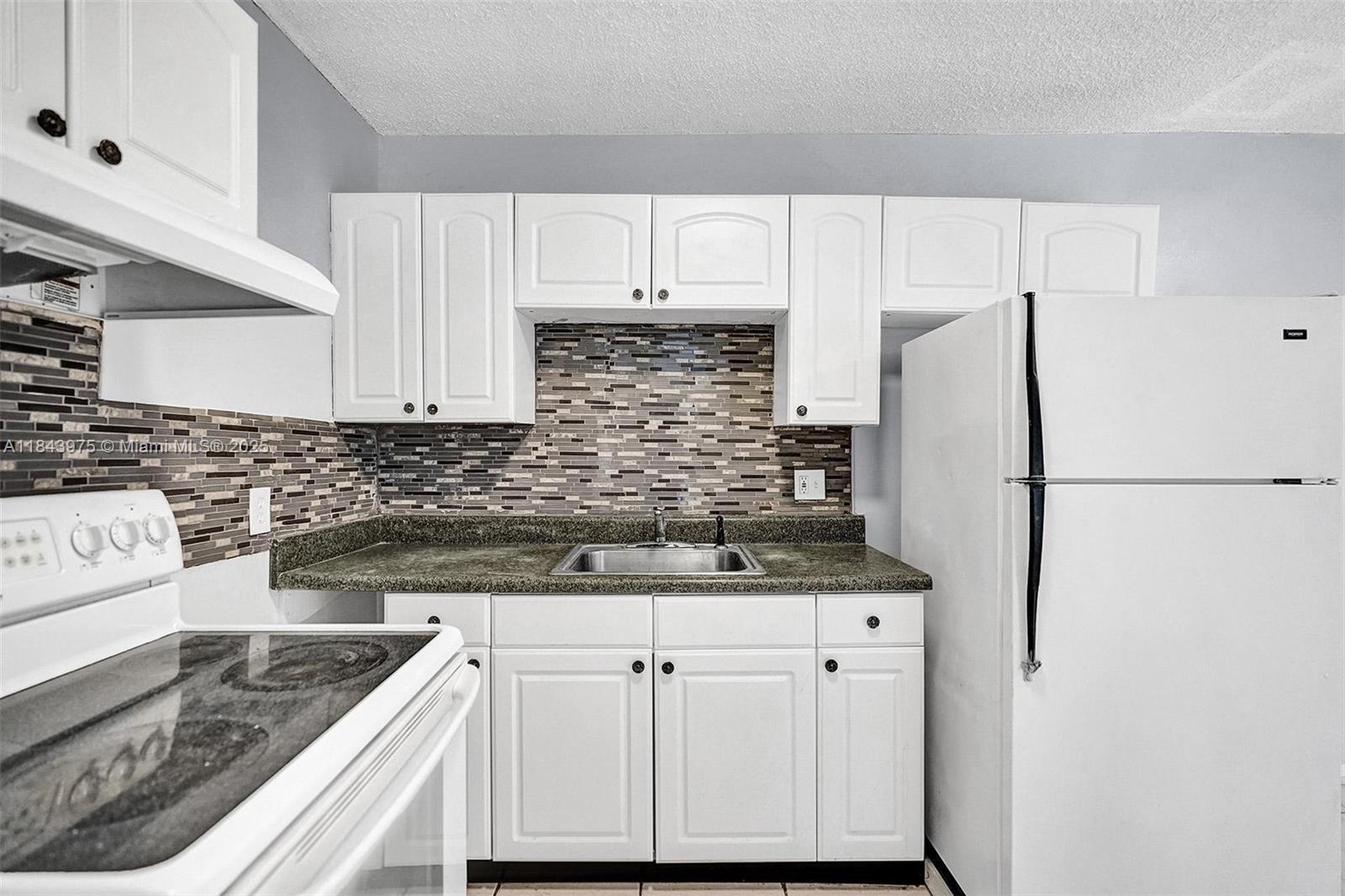 Property photo # 6