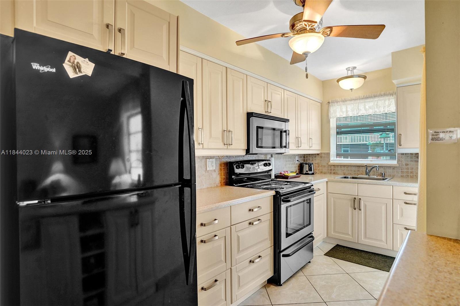 Property photo # 4