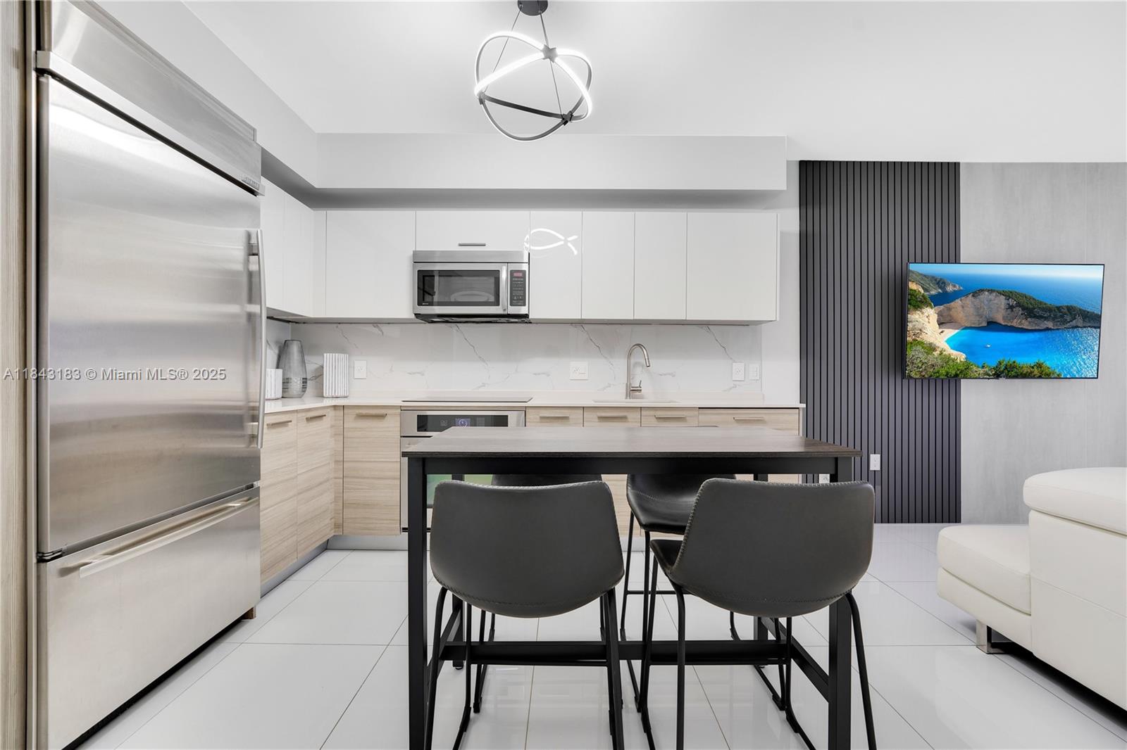 Property photo # 2