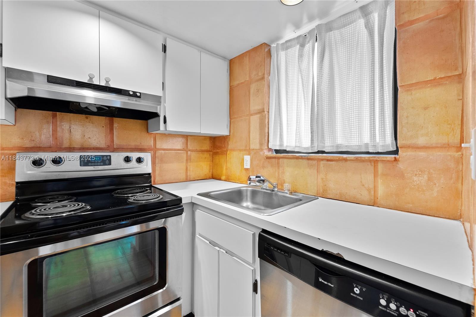 Property photo # 4
