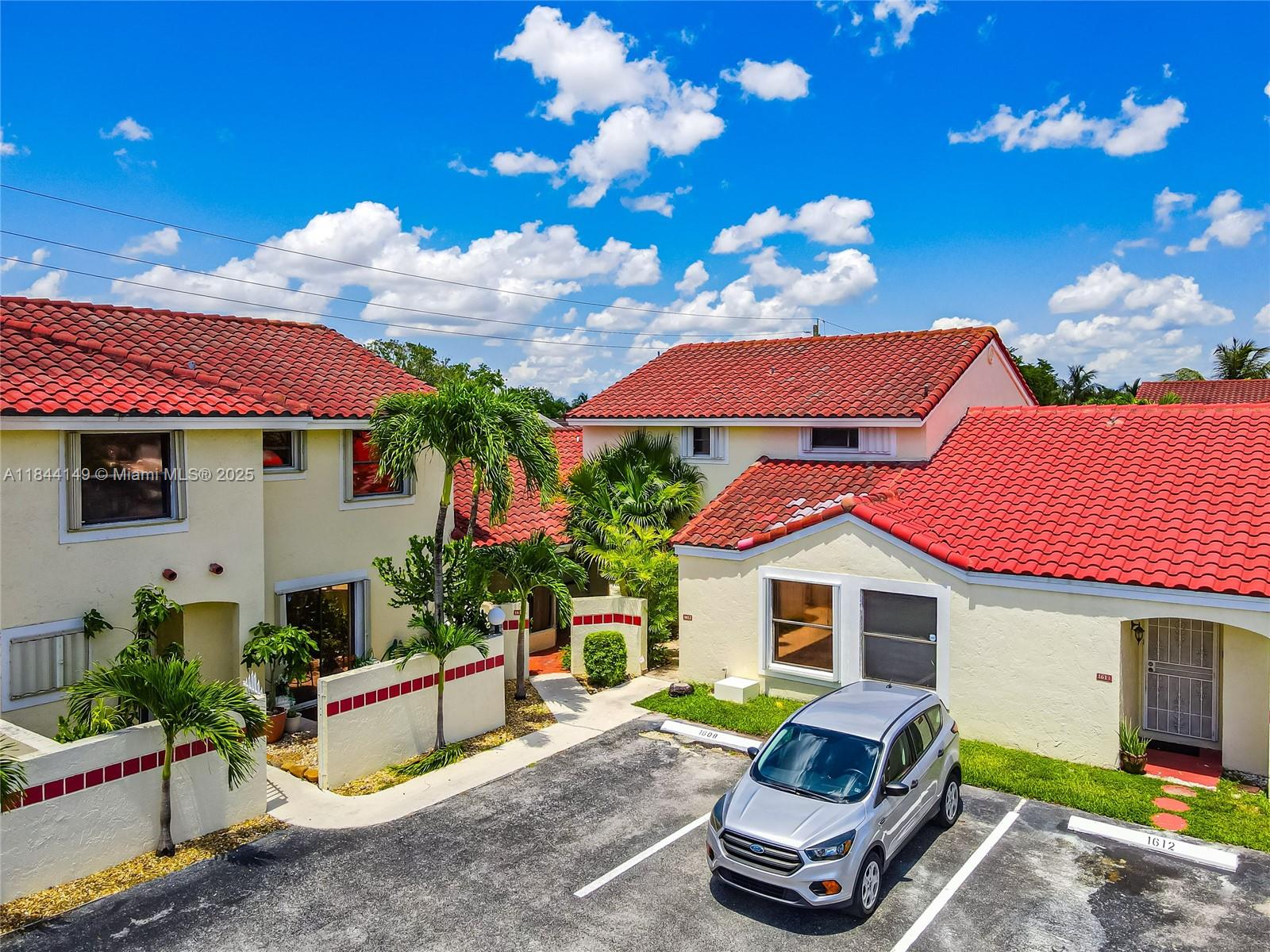Property photo # 0