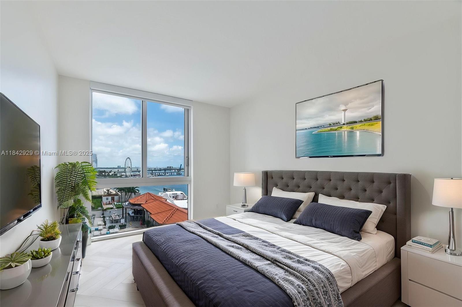 Property photo # 9