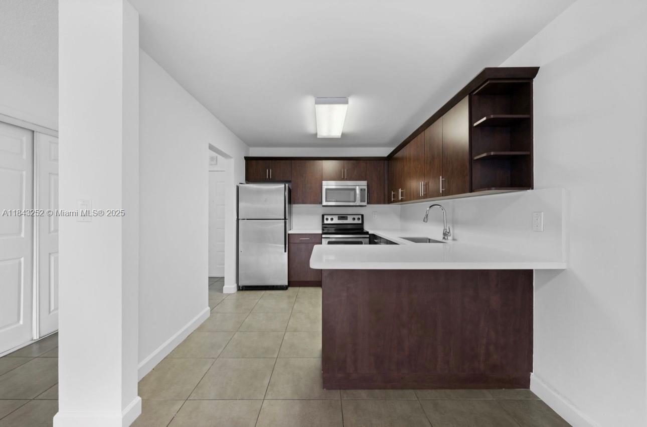 Property photo # 7