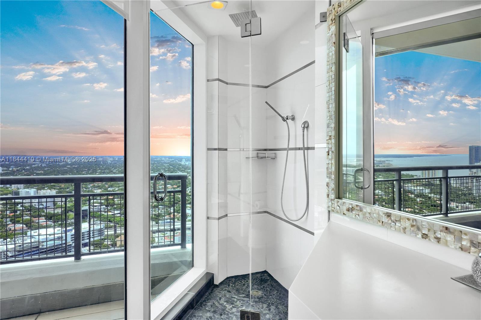 Property photo # 0