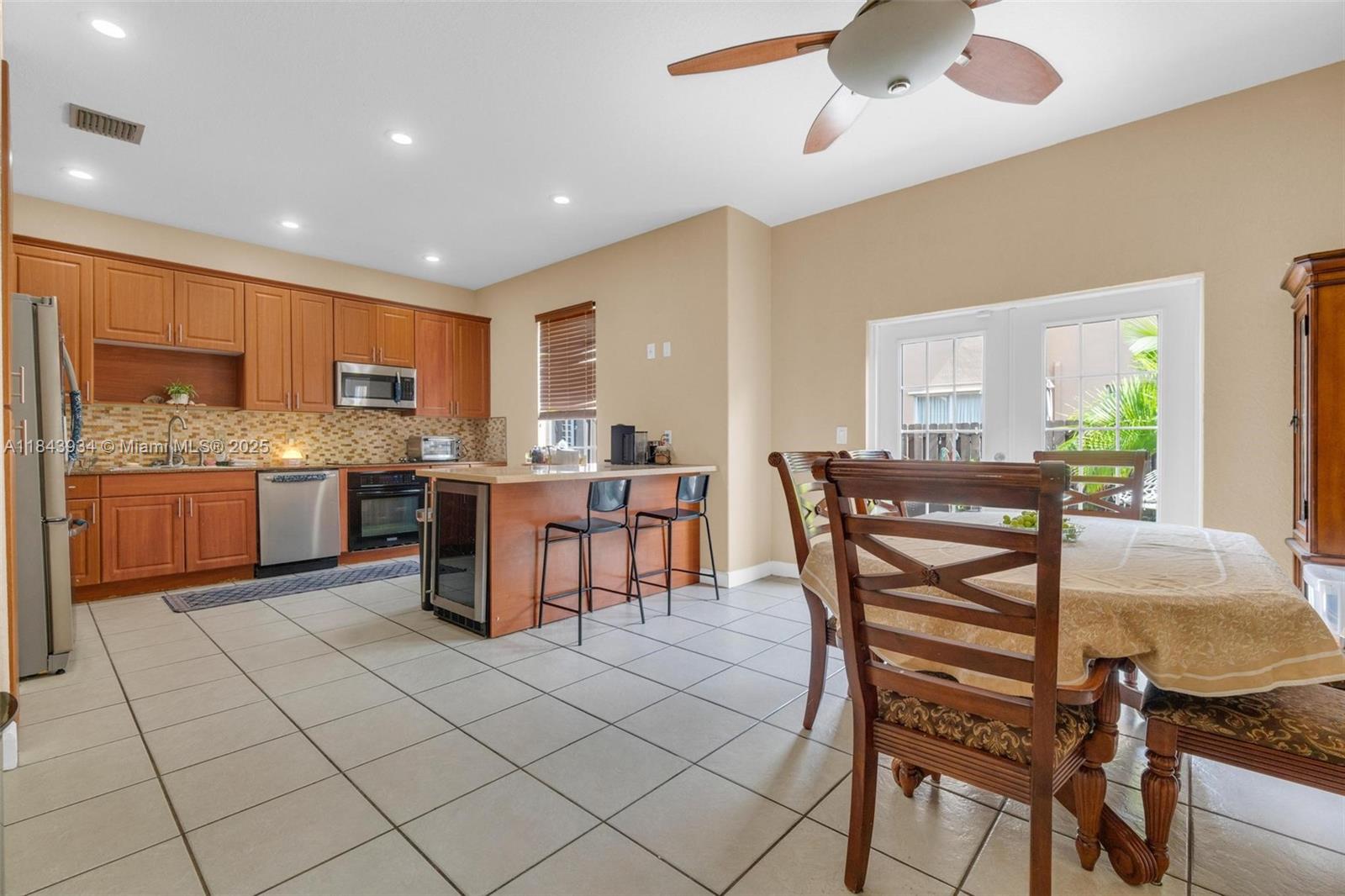 Property photo # 4